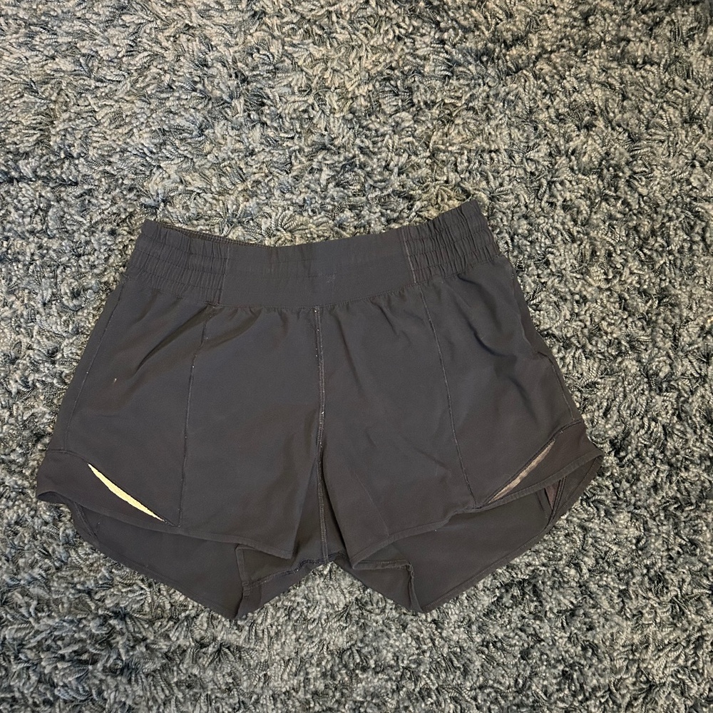 Lululemon Hotty Hot High-Rise Shorts  – Navy – Size 6